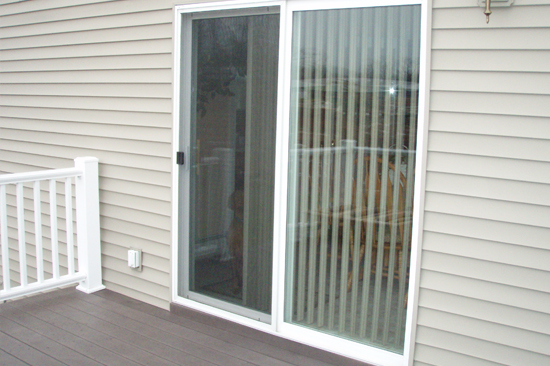 Lynwood-screen-door-repair