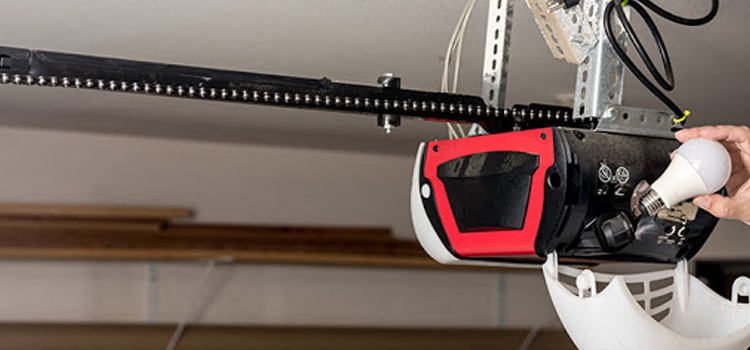 automatic garage door opener repair in Lynwood